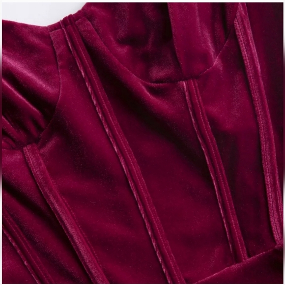 Red Velvet Jumpsuit Small - Picture 6 of 10